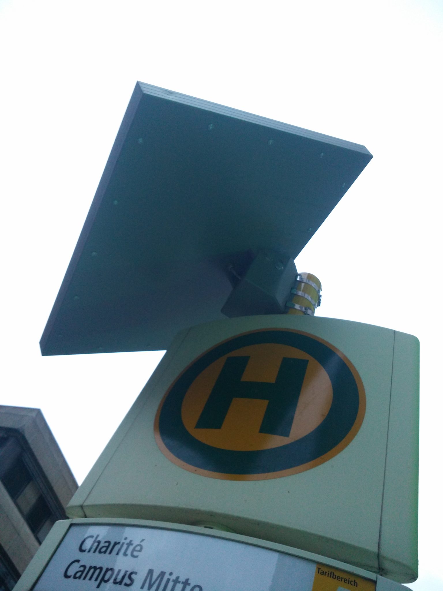 Papercast Solar BVG installs additional Papercast e-paper bus stops displays across ...